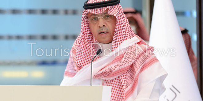 عبد العزيز الدعيلج رئيس الهيئة العامة للطيران المدني