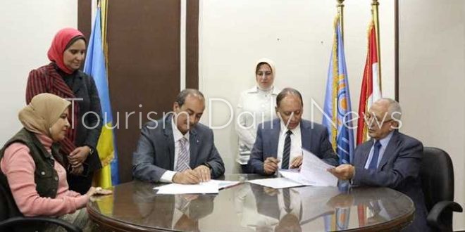 تنشيط السياحة توقع اتفاقية مع معهد الاسكندرية للاعلام لخلق كوادر طلابية