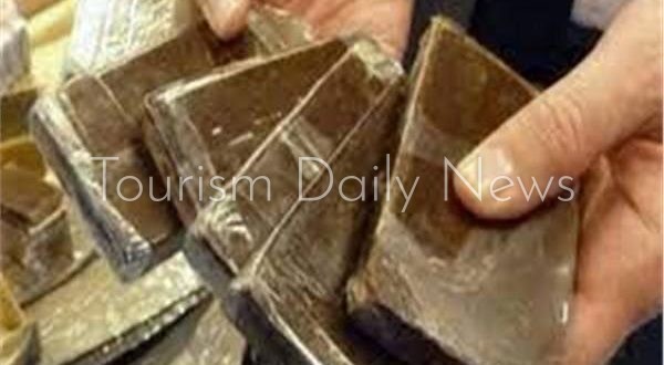 جمارك مطار الغردقة تضبط حشيش مع راكب فرنسي  قادم من مطار فرانكفورت