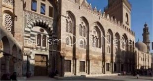 شارع المعز أكبر متحف مفتوح للآثار الإسلاميه فى العالم