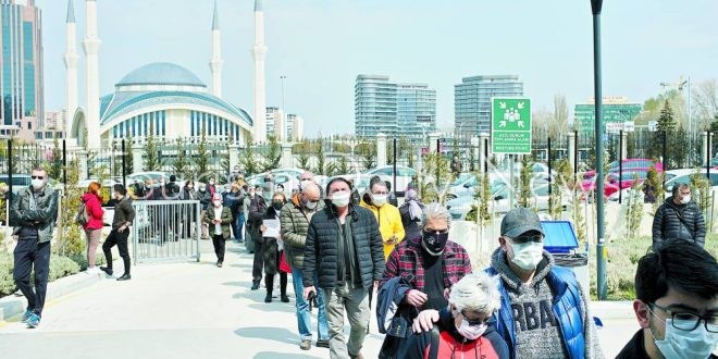 السياح العراقيون يتصدرون الدول العربية في أعداد الزائرين لتركيا 
