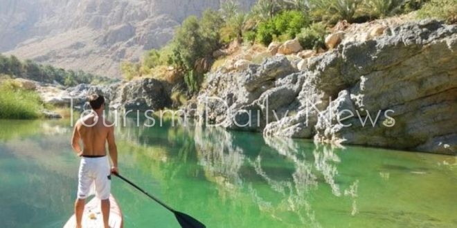 وجهة مثالية لمحبي مغامرات البحار .. سواحل عمان جمال طبيعي ساحر وتنوع ثقافي