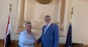 نقيب السياحيين يزور متحف المركبات الملكية بمناسبة يوم المتاحف العالمي