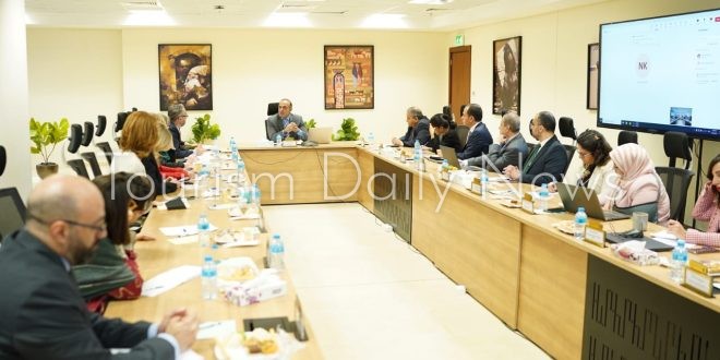 د. أحمد كمالي يستعرض السياسات المالية المحفزة لمشاركة القطاع الخاص في الاقتصاد