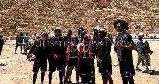 فريق كرة السلة الاستعراضي العالمي هارلم جلوبتروترز الأمريكي يزور الأهرامات