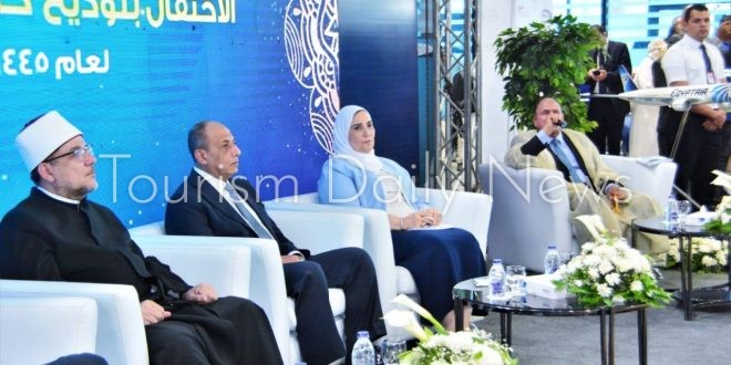 3 وزراء فى احتفالية توديع حجاج بيت الله الحرام بمار القاهرة لهذا العام