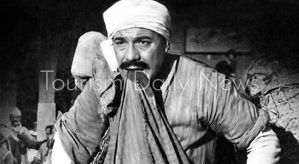 الصعايدة ماينضربوش يابجر .. الجمهور يحطم السينما مرتين بسبب فريد شوقي