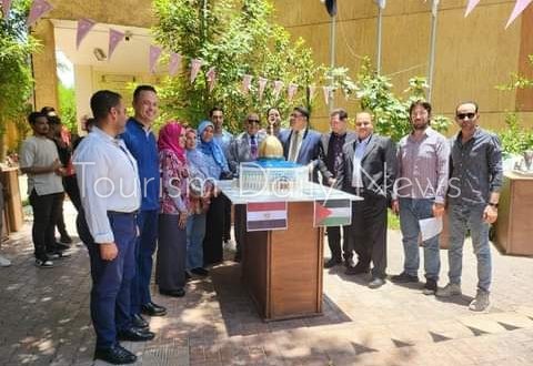 رئيس جامعة الأقصر يفتتح مشاريع تخرج طلاب ترميم الآثار