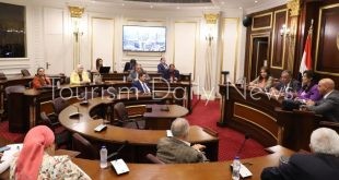 غادة شلبى تعرض على مجلس الشيوخ المنتج السياحى العمرة بلس