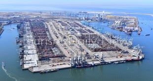 أكبر ميناء في أوروبا يكشف عن خسائره من تعطل أنظمة تكنولوجيا المعلومات