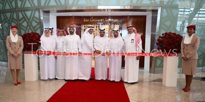 طيران الإمارات يفتتح صالته الخاصة لمسافري الدرجتين الأولى والأعمال