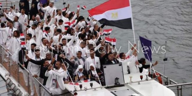 دخول البعثة المصرية المشاركة في دورة الألعاب الأولمبية بفرنسا