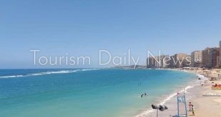 سياحة ومصايف الإسكندرية تمنع نزول الرواد لشواطئ وترفع الرايات الحمراء