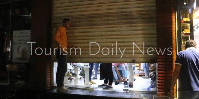 الإدارة المحلية بمجلس النواب تطالب بالتريث في إغلاق المحال الساعة 10 مساءً