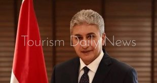 شريف فتحي وزير السياحة والآثار