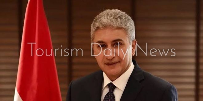 شريف فتحي وزير السياحة والآثار