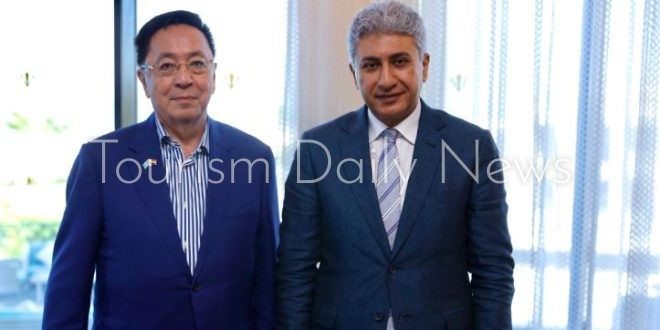 وزير السياحة والآثار يلتقى سفير كازاخستان بالقاهرة بمدينة العلمين الجديدة