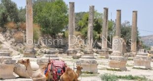 القنصل البريطاني يضع خارطة طريق للسياحة الفلسطينية وما تبقى من آثار