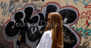 الأزمات البيئية والاجتماعية تضغط على السياحة بأوروبا ومطلوب إجراءات عاجلة