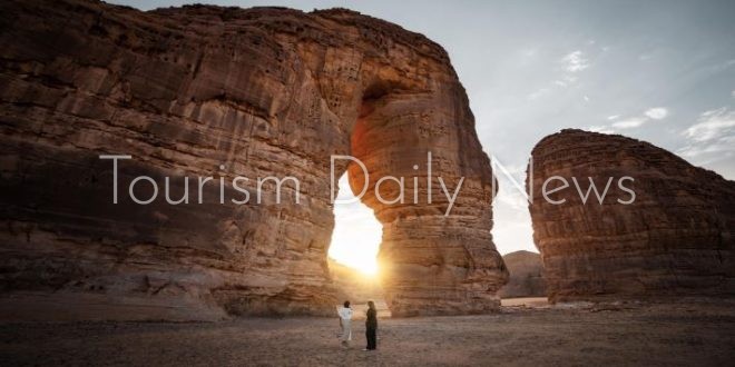 العلا .. خيارات سياحية متعددة تنوّع جيولوجي وتكوينات صخرية مذهلة