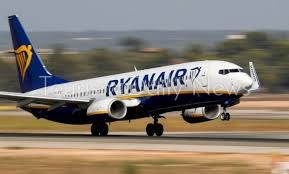 Ryanair تلزم المسافرين ببطاقات الصعود للطائرة وعدم قبول التذاكر الرقمية
