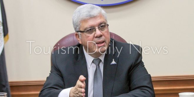 د. أيمن عاشور وزير التعليم العالي والبحث العلمى