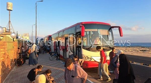انطلاق أول أفواج معسكر جامعة القاهرة بمصيف مرسى مطروح