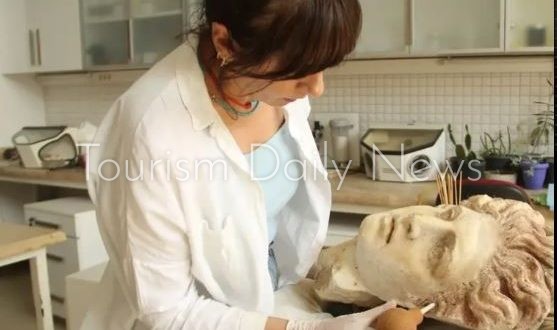 تركيا تعلن الكشف عن مجموعة نادرة من تماثيل سكيلا المطلية