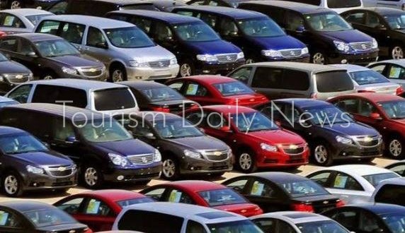 قفزات غير مسبوقة في موديلات سيارات التسعينات بصعيد مصر