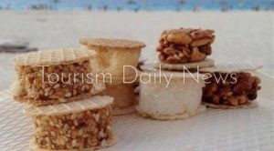 شواطئ الإسكندرية تكتب تاريخ جديد الفريسكا .. حلوى الصيف تحمل عبق الذكريات
