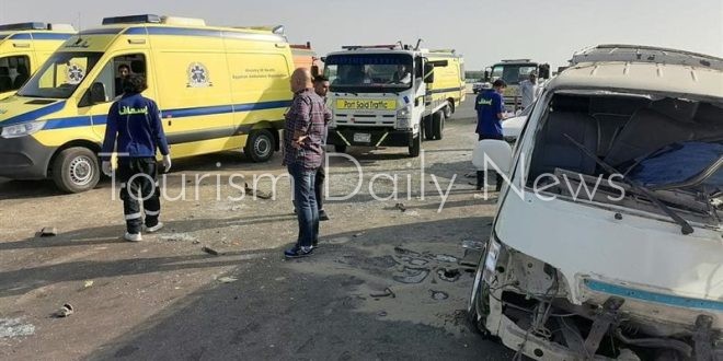 إصابة 19 شخصاً في حادث تصادم مروع على طريق رأس غارب اليوم