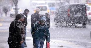 تراجع ملحوظ في درجات الحرارة وأمطار غزيرة على الأجزاء الشمالية من تركيا