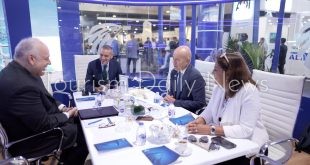 رئيس الشركة القابضة لمصرللطيران يلتقى ورئيس تحالف ستار العالمي