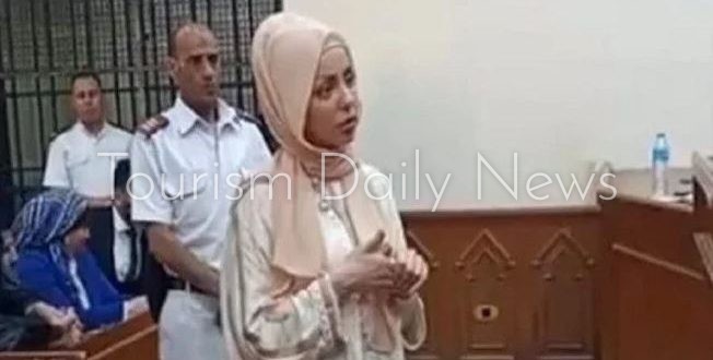 مضيفة الطيران التونسية المتهمة بقتل ابنتها