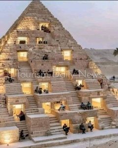 صورة بالذكاء الصناعي لتجربة فرعون مقهى الهرم في مصر تشعل السوشيال ميديا