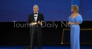 ساويرس يدعو لإنهاء حرب غزة في انطلاق فعاليات مهرجان الجونة السينمائي