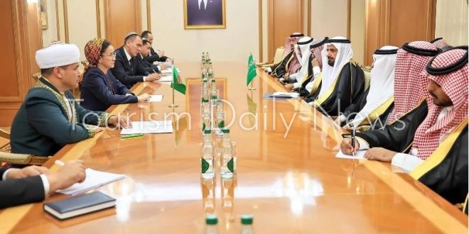 وزير الحج السعودي يزور طاجيكستان وتركمانستان