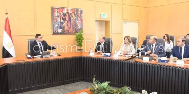 الإسكان تتابع موقف تنفيذ مشروع حديقة تلال الفسطاط بجوار متحف الحضارة