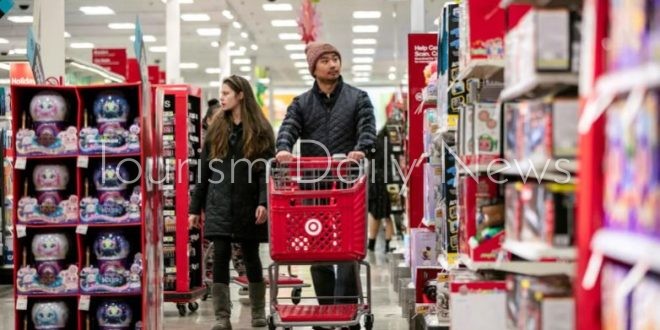 معنويات المستهلكين الأميركيين ترتفع إلى أعلى مستوى لها في ستة أشهر