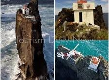 منارة ثرودي جارديان نور في وسط الظلام