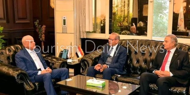 الأقصر تناقش حماية المواطنين والممتلكات والبيئة من مخاطر استخدام الإشعاعات