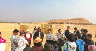 طلاب الإرشاد السياحي في مغامرة ميدانية إلى ميدوم .. تجربة فريدة من نوعها