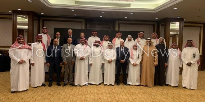 غرفتا السياحة المصرية وتجارية مكة تبحثا مضاعفة الاستثمارات وزيادة الحركة