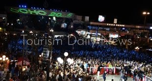 فتحي ومبارك يطلقان مهرجان الإضاءة السنوي في منطقة سوهو سكوير بشرم الشيخ