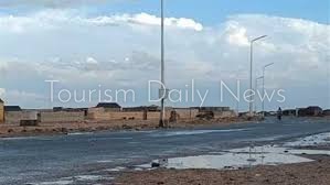 فتح الطريق المؤدي لقرية رأس حدربة بمدينة حلايب بعد إزالة آثار السيول