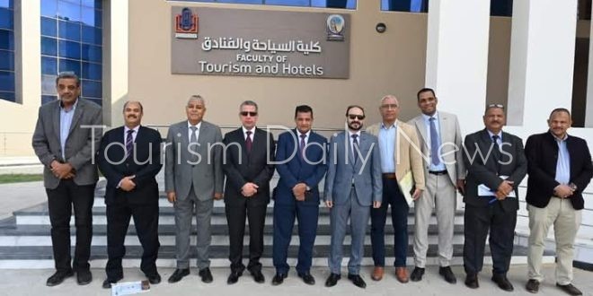 جامعة الغردقة تعتمد قرارات استراتيجية في اجتماع مجلسها الشهري