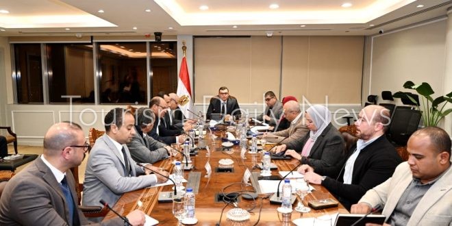 الإسكان تتابع مشروع ممشى أهل مصر بكورنيش النيل وتطوير أرض مطار إمبابة