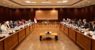 فتحي يلتقي عمداء كليات السياحة والفنادق لمناقشة تطوير نظم التعليم والتدريب