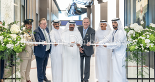 تجربة تفاعلية داخل مبنى طيران شركة إكزكيوجيت وتعاون مع معرض أوبرا جاليري