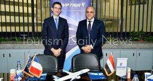 توقيع بروتوكول تعاون بين مصر للطيران والمعهد الفرنسي بالقاهرة